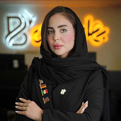 تینا نامدار
